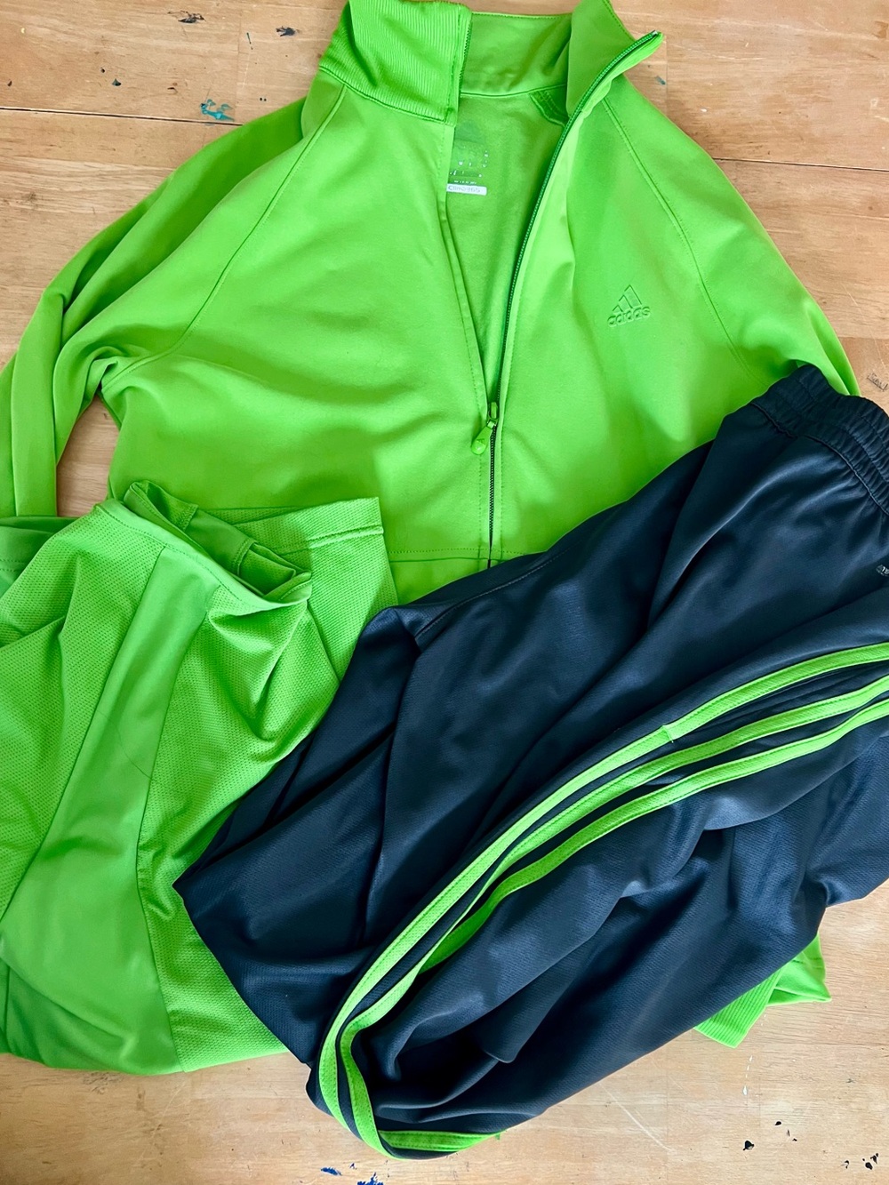 Y2K Adidas Green 3-piece shirt, jacket and pant set